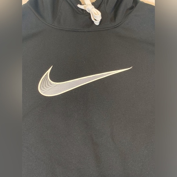 Nike Black Dri-FIT Therma Training Hooded Pullover Men’s Size Medium Swoosh Logo - Picture 4 of 12